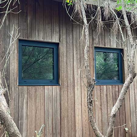 Pose de bardages avec ou sans isolation | Menuiseries David GERBEAUD Libourne Bordeaux Gironde rive droite et sud Charente-Maritime