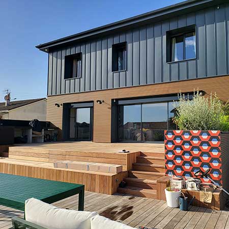 Pose de terrasses bois ou composite | Menuiseries David GERBEAUD Libourne Bordeaux Gironde rive droite et sud Charente-Maritime