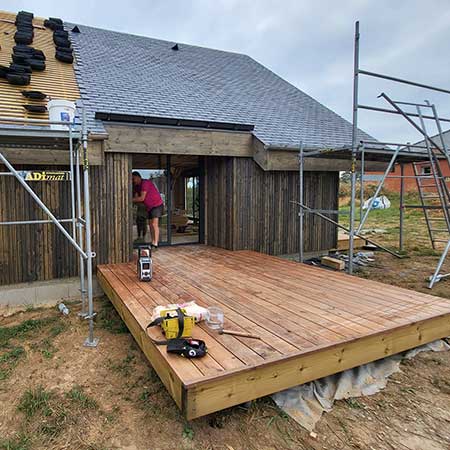Pose de terrasses bois ou composite | Menuiseries David GERBEAUD Libourne Bordeaux Gironde rive droite et sud Charente-Maritime
