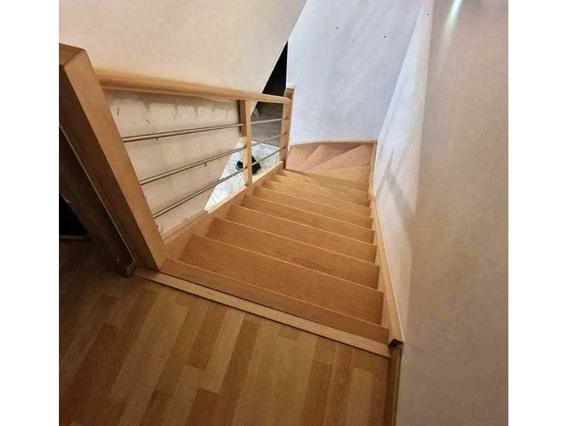Réalisation d'un escalier sur mesure en bois hêtre à Bordeaux | Menuiserie Gerbeaud David