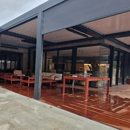 Pergolas option bioclimatique | Menuiseries David GERBEAUD Libourne Bordeaux Gironde rive droite et sud Charente-Maritime